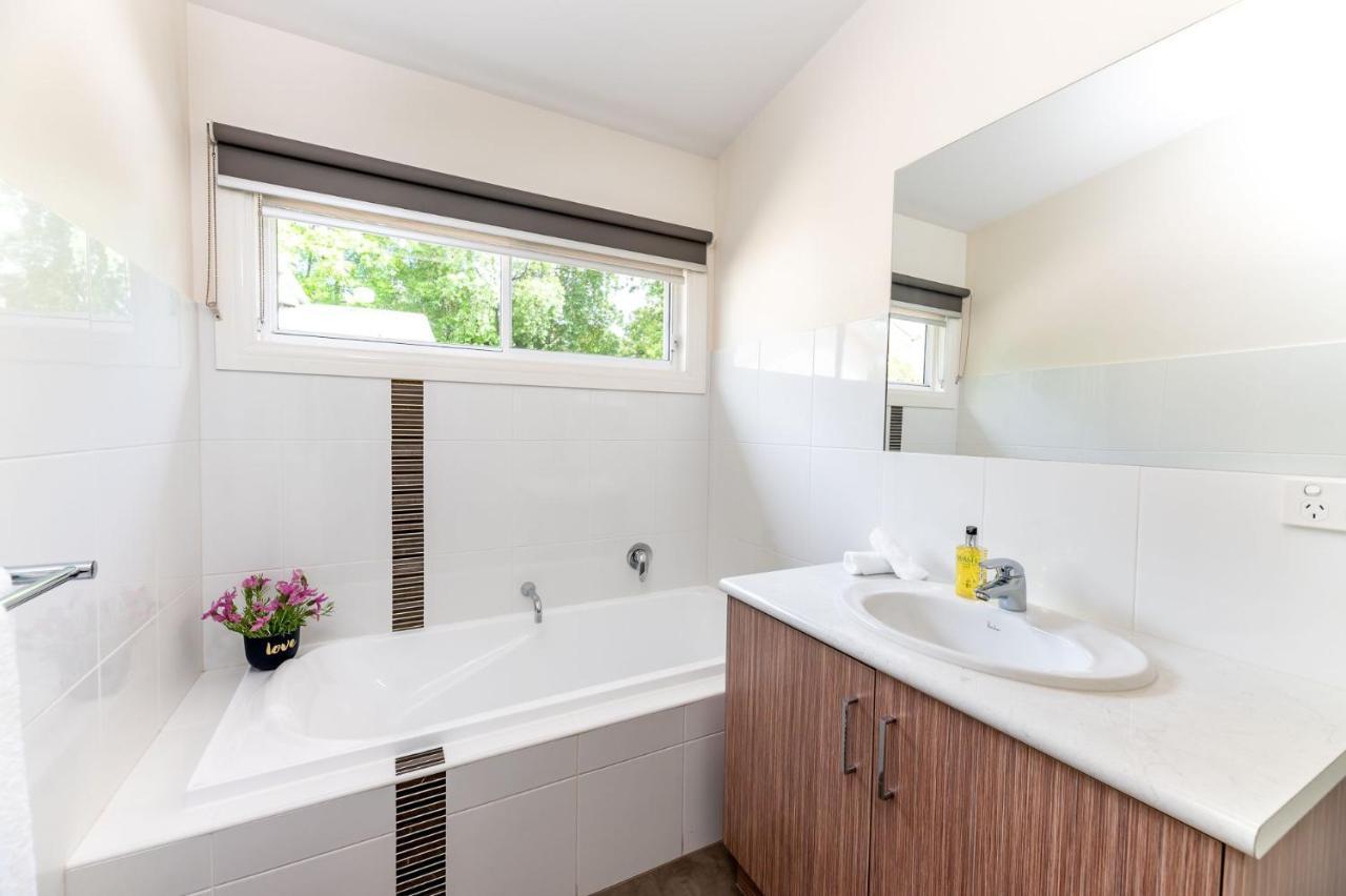 היילסוילה Tuck Inn Yarra Valley מראה חיצוני תמונה